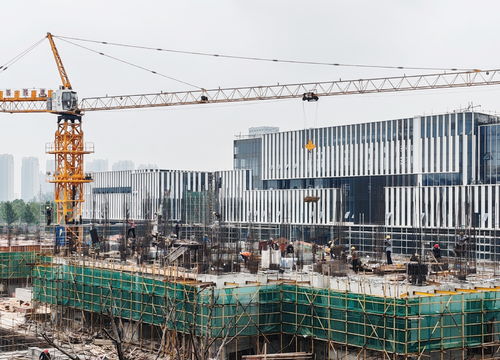 国庆假期不停工，千名建设者奋战一线加快推进重点工程